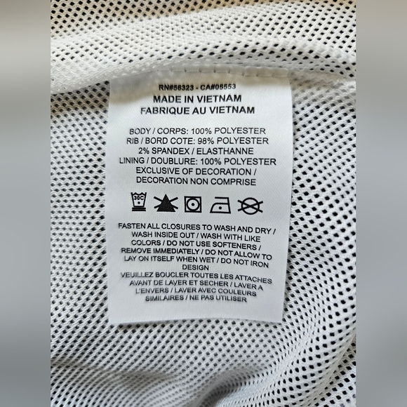 Nike Women's Black and White Windrunner Jacket In Medium, New With Tags - Picture 8 of 8